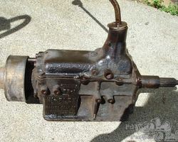 Warner Gear Company gearbox (& clutch) for Graham-Paige